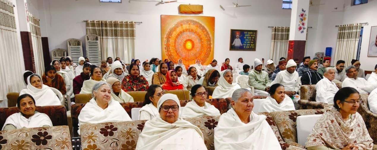 अंबाला छावनी के दयाबाग स्थितब्रह्माकुमारीज ईश्वरीय विश्वविद्यालय शांतिधाम के कार्यक्रम में मौज