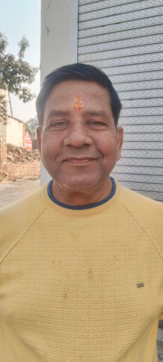 बाजार में बिक रहा पंतग और डोरी-संवाद