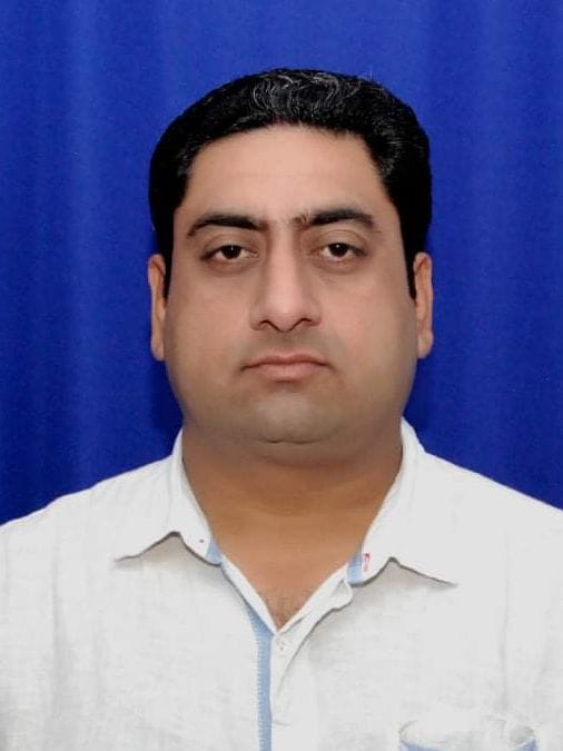 रूबी, मोहल्ला मक्कू बाजरिया। रूबी, मोहल्ला मक्कू बाजरिया।