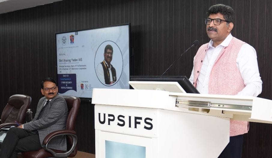 यूपीएसआईएफएस में सिक्योरिटी एवं डिजिटल फोरेंसिक कोर्स का बृहस्पतिवार को समापन हो गया। यूपीएसआईएफएस में सिक्योरिटी एवं डिजिटल फोरेंसिक कोर्स का बृहस्पतिवार को समापन हो गया।