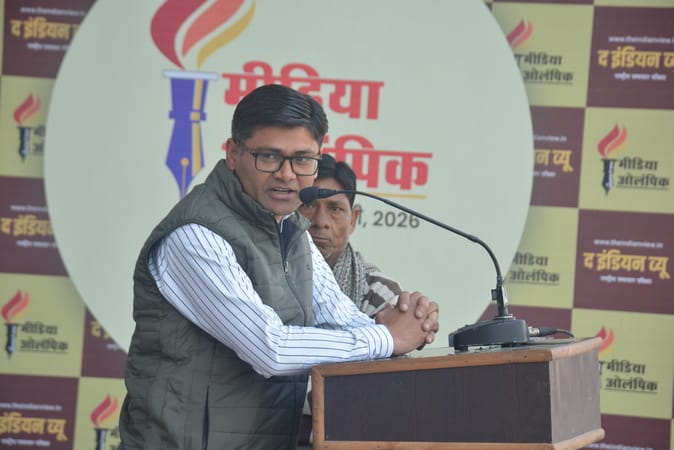 केडी सिंह बाबू स्टेडियम में शनिवार को मीडिया ओलंपिक के तीसरे संस्करण का आगाज हुआ। इसमें कई खेल 