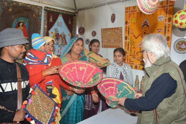 प्रो. एस. प्रणाम की लाइव पेंटिंग ने जीता दिल