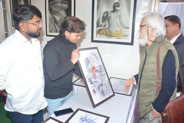 प्रो. एस. प्रणाम की लाइव पेंटिंग ने जीता दिल