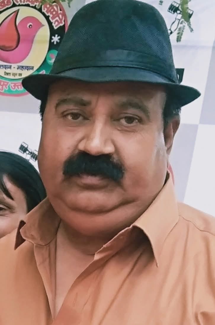 फाेटो 08 एचएएमपी 01- जीर्णशीर्ण हालत में सिटी फॉरेस्ट पार्क का गेट। संवाद