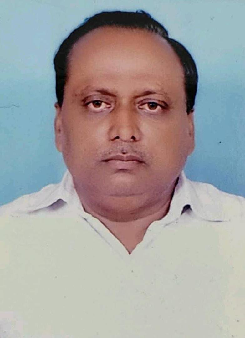 फाेटो 08 एचएएमपी 01- जीर्णशीर्ण हालत में सिटी फॉरेस्ट पार्क का गेट। संवाद