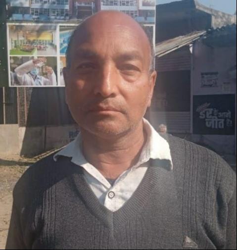 मोहंड मार्ग पर वन विभाग द्वारा यात्रियों से पूछताछ के लिए बनाई गई पिकेट। संवाद