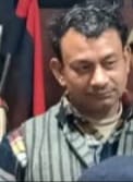 चीनी मांझे के साथ पकड़ा गया आरोपी दुकानदार सुनील । पुलिस
