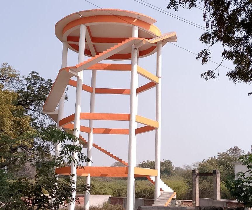 फोटो -29-सिविल लाइंस क्षेत्र में डीएम आवास के पास घर के बाहर लगे कनेक्शन में दो साल बाद नहीं आय फोटो -29-सिविल लाइंस क्षेत्र में डीएम आवास के पास घर के बाहर लगे कनेक्शन में दो साल बाद नहीं आय