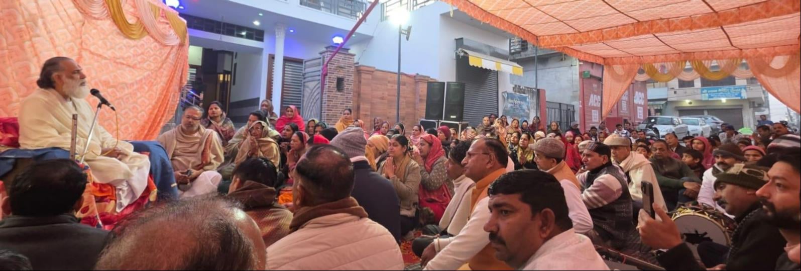 कुरुक्षेत्र। आकाश नगर में आयोजित प्रभात फेरी में प्रवचन देते गीता मनीषी स्वामी ज्ञानानंद। विज्ञ कुरुक्षेत्र। आकाश नगर में आयोजित प्रभात फेरी में प्रवचन देते गीता मनीषी स्वामी ज्ञानानंद। विज्ञ