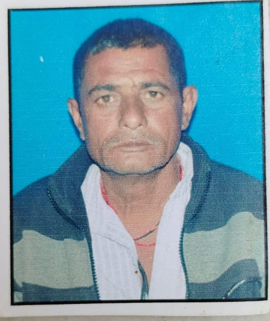 मौके पर मौजूद पुलिस तथा शहरी मौके पर मौजूद पुलिस तथा शहरी