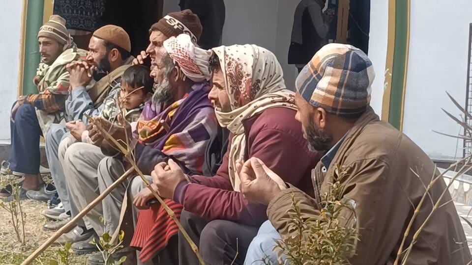 पुंछ के श्रीदशनामी अखाड़ा मंदिर में स्वामी सत्यनंद सरसवती महाराज की पुन्यतिथी पर आयोजित भंडारे 