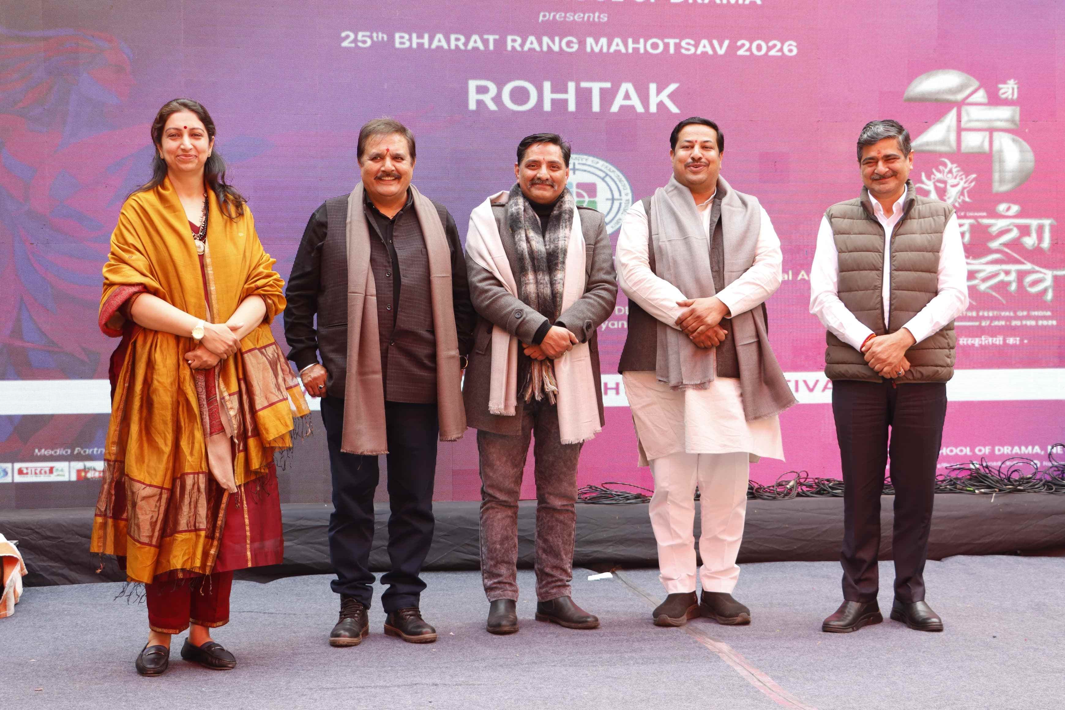 10-सुपवा में महोत्सव के तीसरे दिन दूसरे सत्र में प्रस्तुति देता सुपवा के छात्रों का बैंड। स्रोत