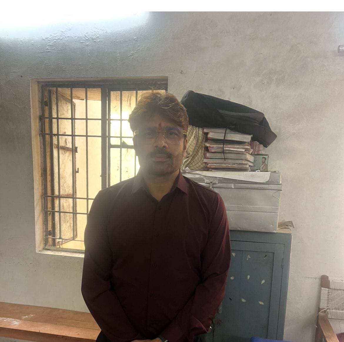 फिल्म अभिनेता को पुलिस ने किया गिरफ्तार,बिना अनुमित के रजिस्ट्री शुल्क के विरोध किया था प्रदर्श