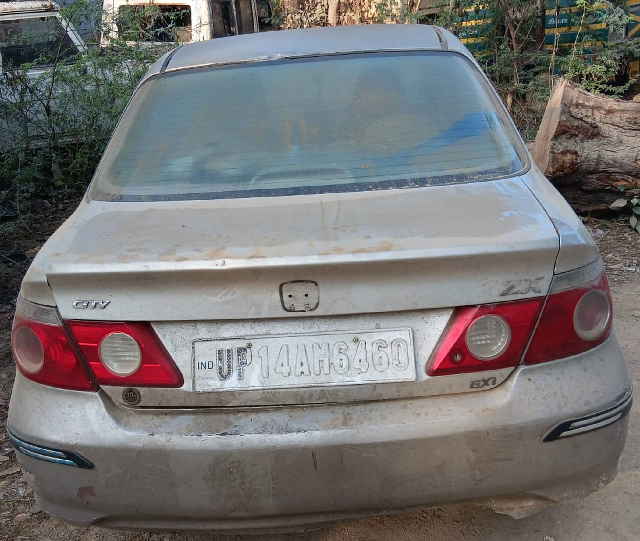 Inter-district Diesel Thief Travelling In A Car Arrested, Three Escape - Fatehpur News - Fatehpur News:कार सवार अंतरजनपदीय डीजल चोर गिरफ्तार, तीन भाग निकले