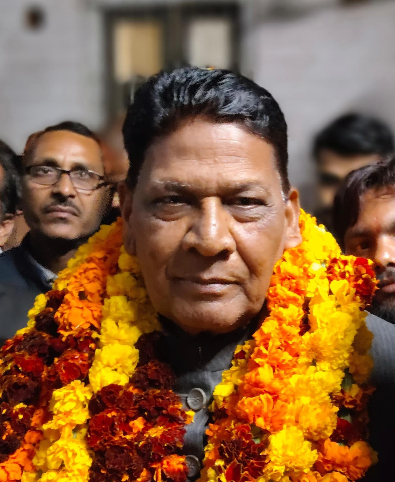 सेंट्रल बार एसोसिएशन के चुनाव में जीत के बाद जश्न मनाते अधिवक्ता। संवाद सेंट्रल बार एसोसिएशन के चुनाव में जीत के बाद जश्न मनाते अधिवक्ता। संवाद