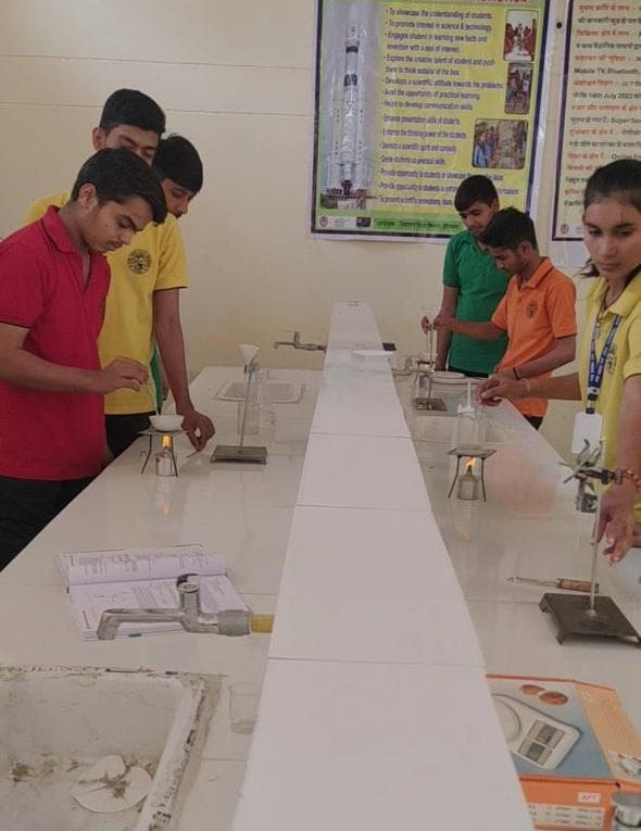 10 रोहतक के पीएमश्री राजकीय कन्या वरिष्ठ माध्यमिक विद्यालय महम में विज्ञान प्रयोगशालाओं के लिए 10 रोहतक के पीएमश्री राजकीय कन्या वरिष्ठ माध्यमिक विद्यालय महम में विज्ञान प्रयोगशालाओं के लिए