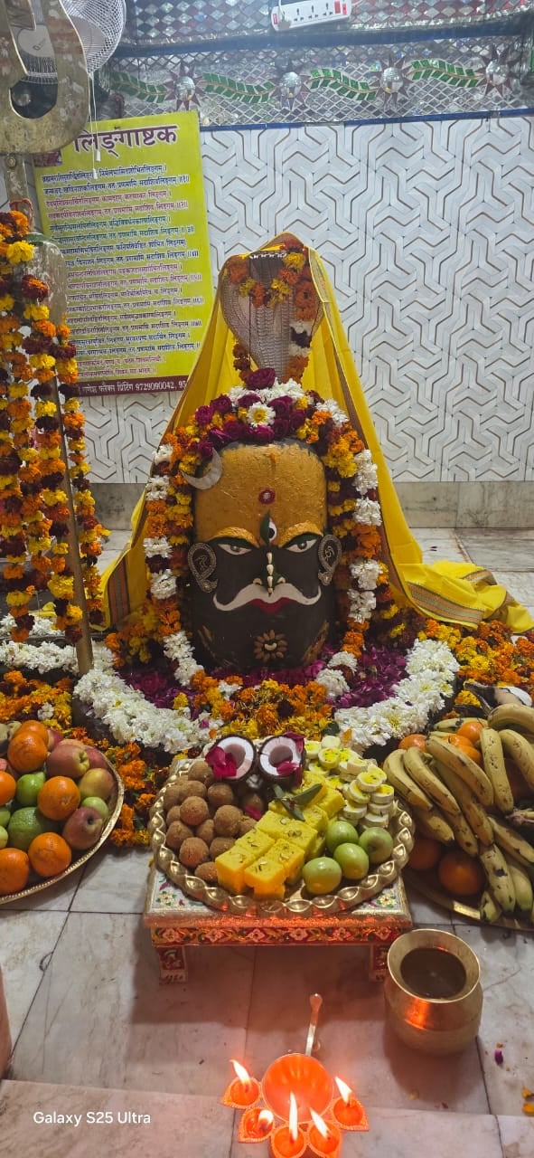 महाशिवरात्रि की तैयारी में जुटे कमेटी के सदस्य। संवाद महाशिवरात्रि की तैयारी में जुटे कमेटी के सदस्य। संवाद