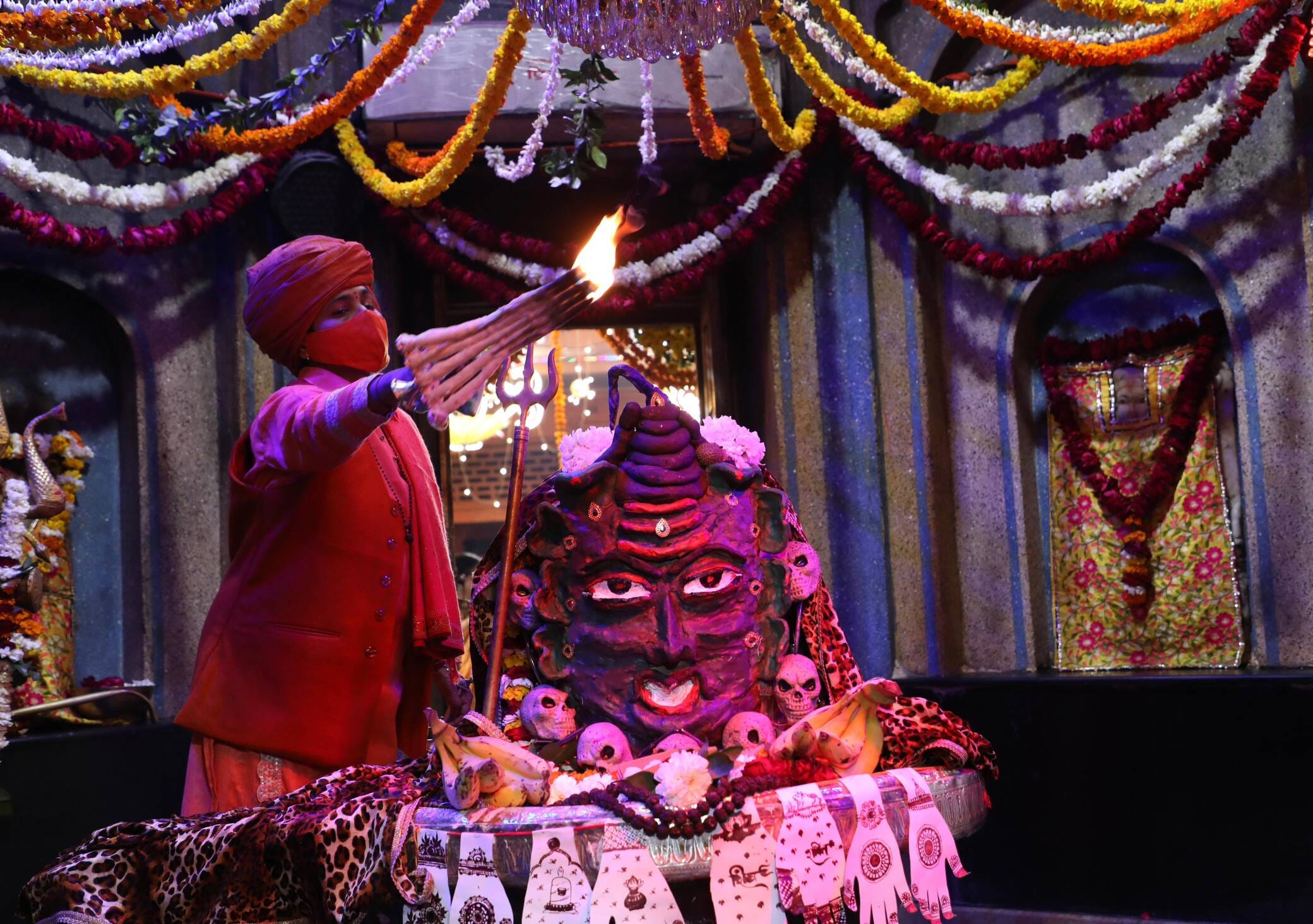 शिव भक्ति के पावन पर्व महाशिवरात्रि को लेकर राजधानी शिवमय हो चुकी है।