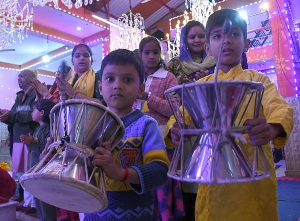 शिव भक्ति के पावन पर्व महाशिवरात्रि को लेकर राजधानी शिवमय हो चुकी है।