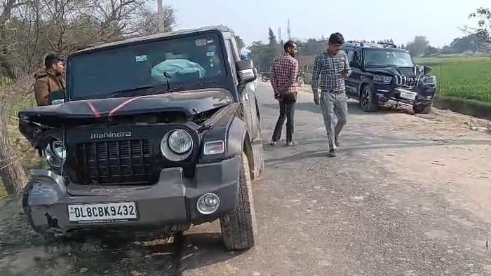 कार में सवार घायल रामरहीस। स्रोत: वीडियो ग्रेब कार में सवार घायल रामरहीस। स्रोत: वीडियो ग्रेब