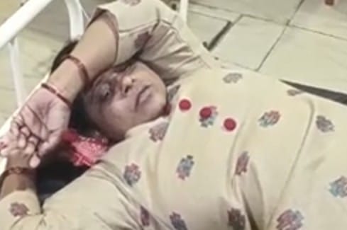 कुट्टू के आटे के सेवन से बीमार हुई सपा नेता नितिन चौहान की मां शर्मिष्ठा। (मवाना) कुट्टू के आटे के सेवन से बीमार हुई सपा नेता नितिन चौहान की मां शर्मिष्ठा। (मवाना)
