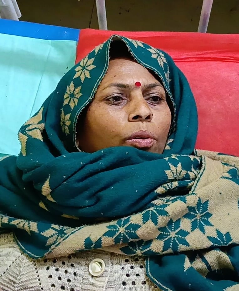कुट्टू के आटे के सेवन से बीमार हुई सपा नेता नितिन चौहान की मां शर्मिष्ठा। (मवाना) कुट्टू के आटे के सेवन से बीमार हुई सपा नेता नितिन चौहान की मां शर्मिष्ठा। (मवाना)