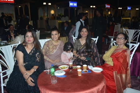 हुनर क्रिएशन एंड क्राफ्ट एसोसिएशन की ओर से कैंट के एमबी क्लब में आयोजित कार्यक्रम में गायक हरिह हुनर क्रिएशन एंड क्राफ्ट एसोसिएशन की ओर से कैंट के एमबी क्लब में आयोजित कार्यक्रम में गायक हरिह
