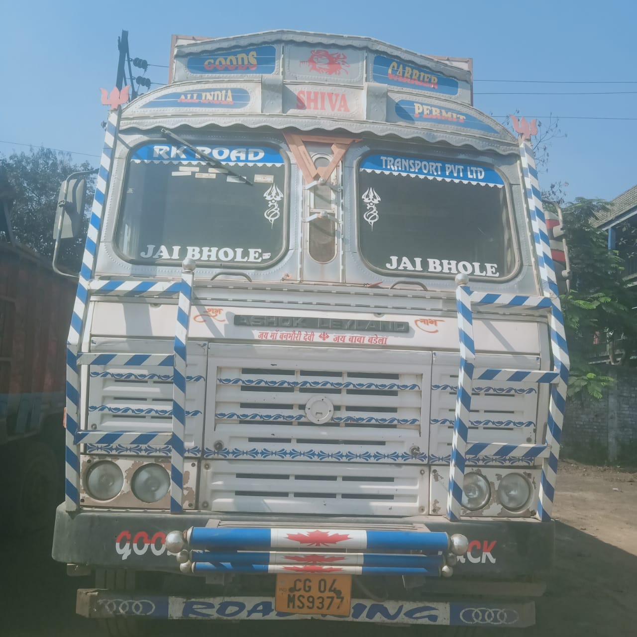 सड़क हादसे में मासूम समेत उसके पिता की मौत