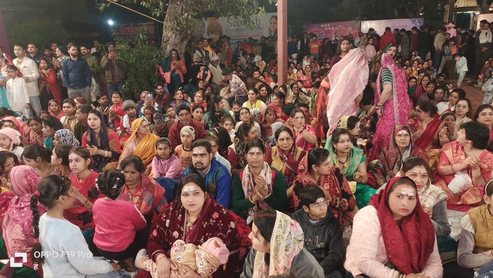 शामली हनुमान धाम पर,श्री महाकाल मित्र मंडल द्वारा संकीर्तन  महोत्सव  में  सजी भोले  शंकर की झां