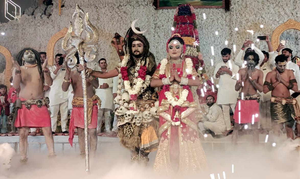 शामली हनुमान धाम पर,श्री महाकाल मित्र मंडल द्वारा संकीर्तन  महोत्सव  में  सजी भोले  शंकर की झां