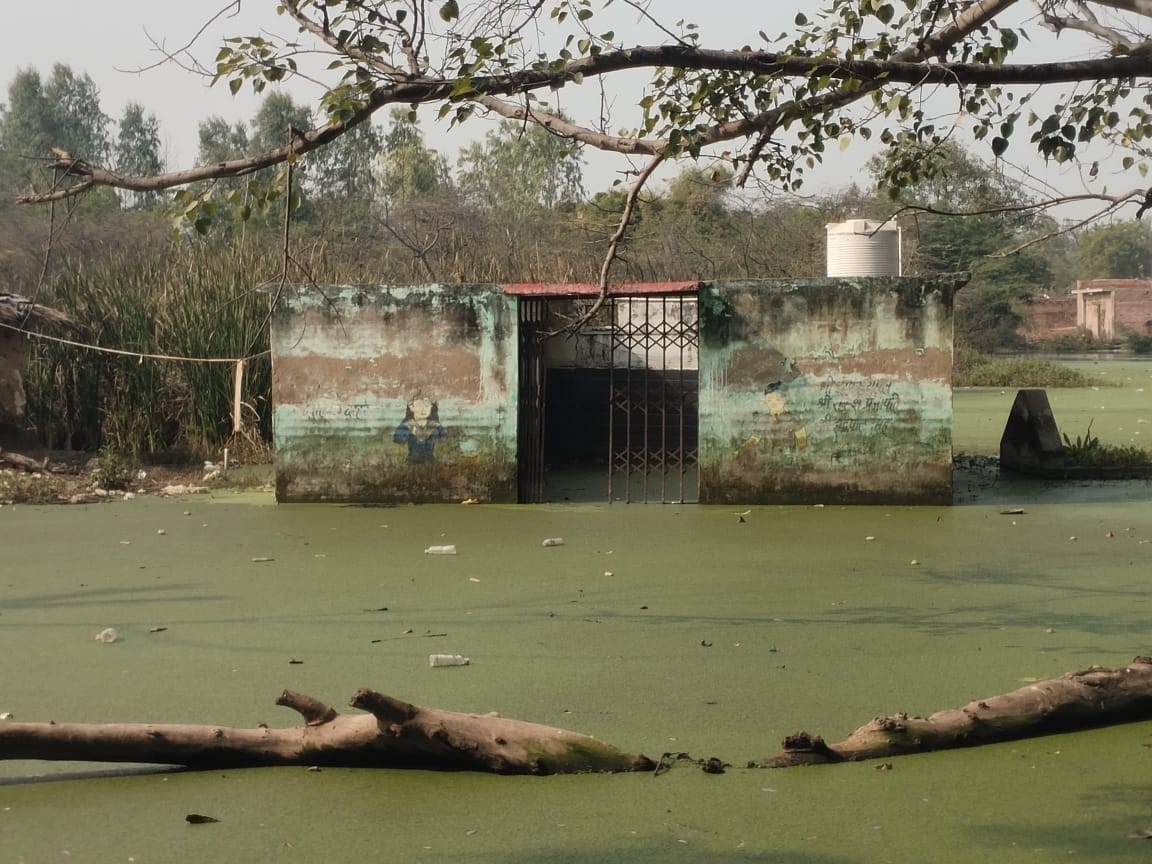 फोटो - 04 जलनिकासी न होने से सचिवालय के आसपास भरा पानी। संवाद फोटो - 04 जलनिकासी न होने से सचिवालय के आसपास भरा पानी। संवाद