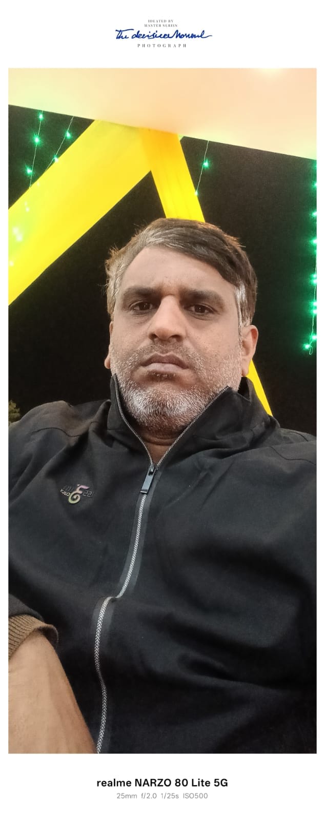 फोटो 17सीकेटीपी 04 नाव से यमुना नदी पार करते लोग। संवाद फोटो 17सीकेटीपी 04 नाव से यमुना नदी पार करते लोग। संवाद