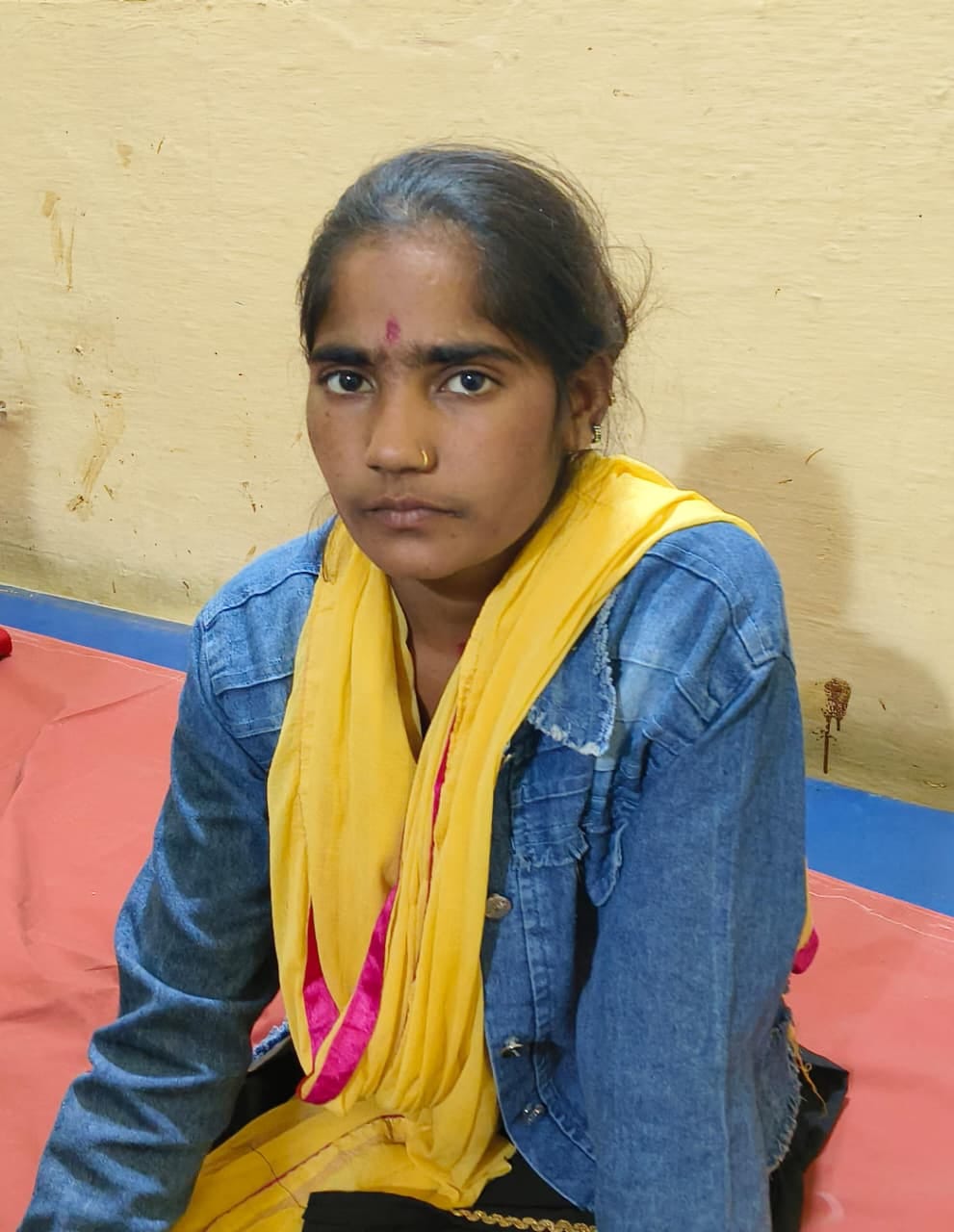 हस्तिनापुर  में टेंपो हादसे में घायल लोग स्रोत संवाद