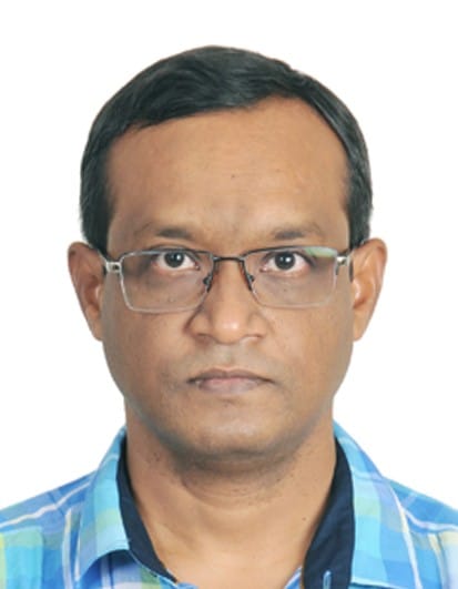 कुरुक्षेत्र। डॉ. स्मराजित कर्माकर। कुरुक्षेत्र। डॉ. स्मराजित कर्माकर।