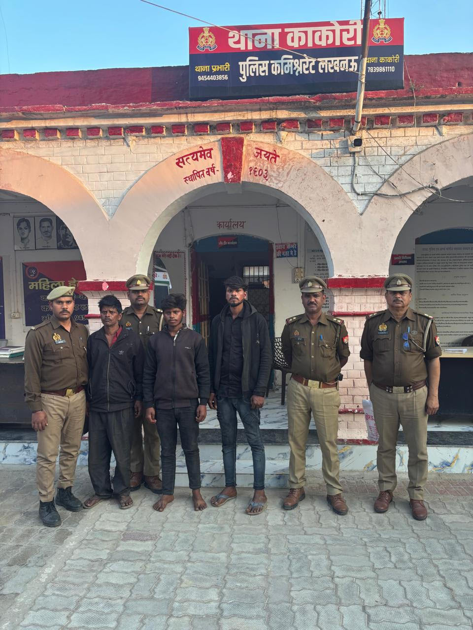 मृतक राम सागर, घायल भाई राहुल गौतम एवं गिरफ्त में हत्यारोपी। मृतक राम सागर, घायल भाई राहुल गौतम एवं गिरफ्त में हत्यारोपी।