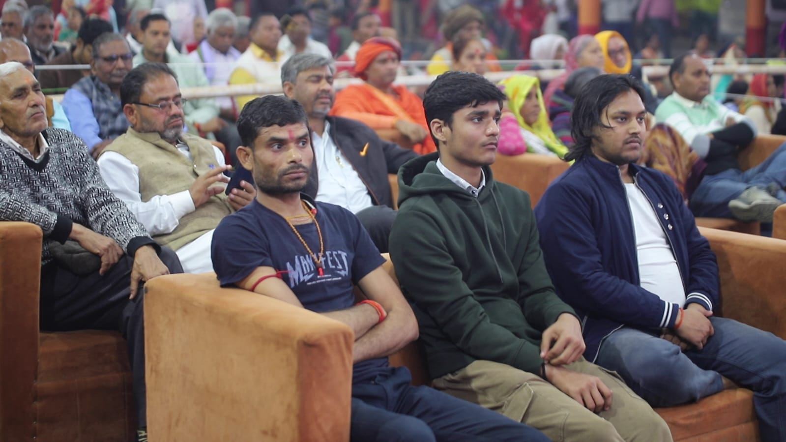 फोटो न- 19सीकेटीपी 10 - सांस्कृतिक कार्यक्रम में मटकी नृत्य पेश करती कलाकारा । आयोजक। संवाद फोटो न- 19सीकेटीपी 10 - सांस्कृतिक कार्यक्रम में मटकी नृत्य पेश करती कलाकारा । आयोजक। संवाद