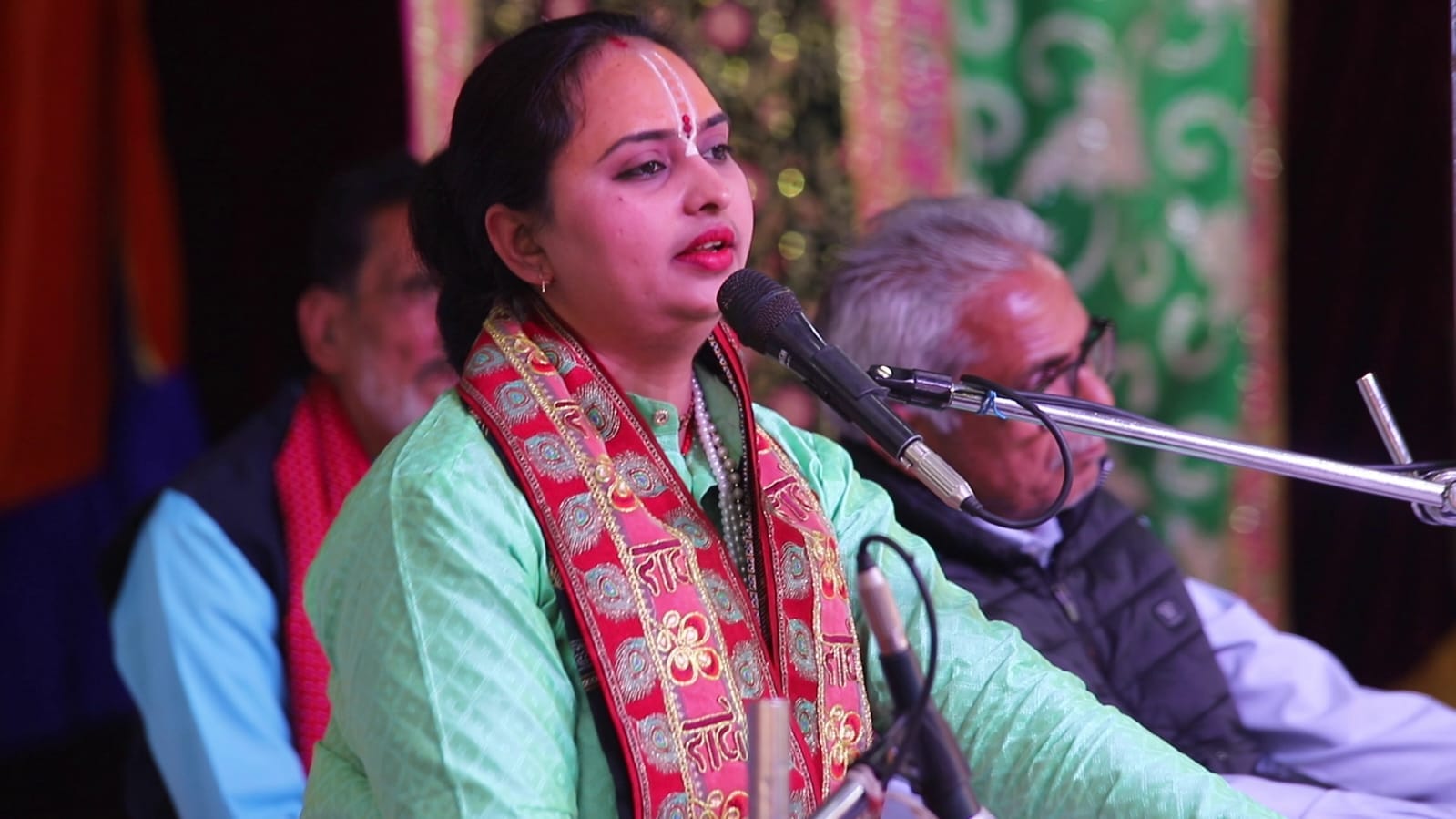 फोटो न- 19सीकेटीपी 10 - सांस्कृतिक कार्यक्रम में मटकी नृत्य पेश करती कलाकारा । आयोजक। संवाद फोटो न- 19सीकेटीपी 10 - सांस्कृतिक कार्यक्रम में मटकी नृत्य पेश करती कलाकारा । आयोजक। संवाद