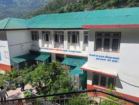 कन्या स्कूल आनी की छात्राओं को मिली राहत, अब स्कूल में नहीं लागू होगी सीबीएसई प्रणाली। स्रोत : 