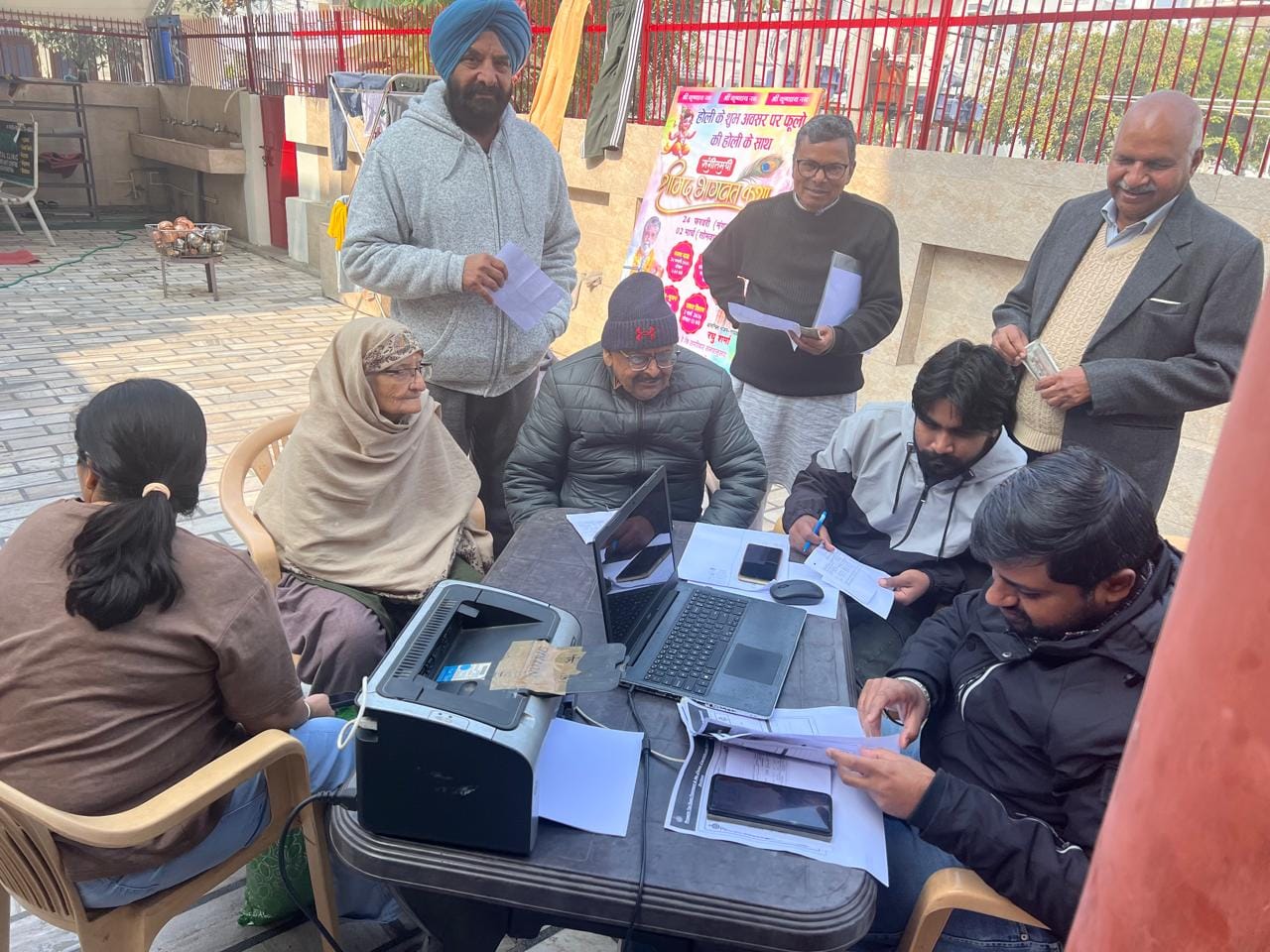 कुरुक्षेत्र। प्रॉपर्टी टैक्स जमा करवाते शहरवासी। संवाद कुरुक्षेत्र। प्रॉपर्टी टैक्स जमा करवाते शहरवासी। संवाद
