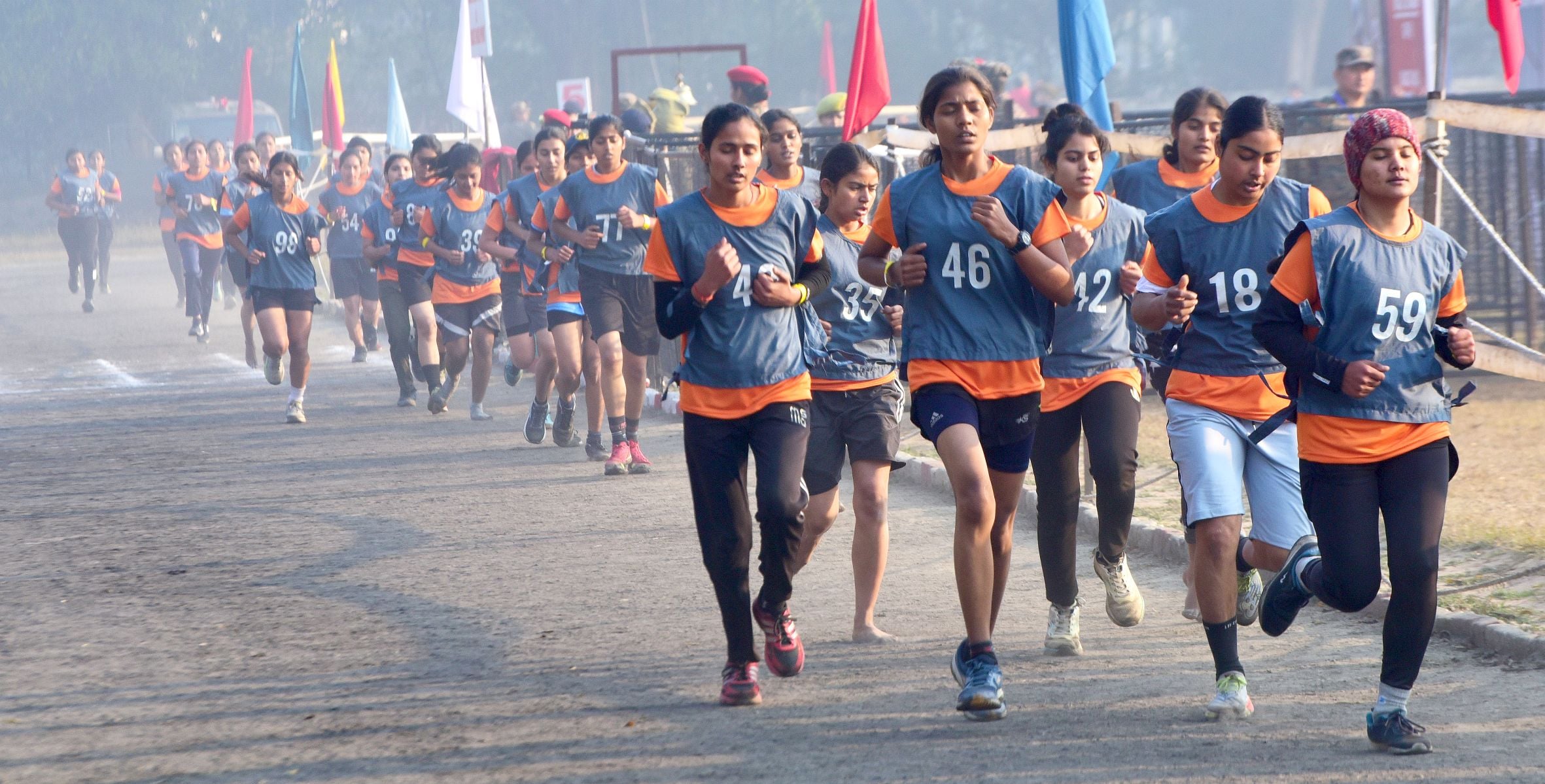 महिला सैन्य पुलिस अग्निवीर भर्ती रैली में शामिल अभ्यर्थी। महिला सैन्य पुलिस अग्निवीर भर्ती रैली में शामिल अभ्यर्थी।