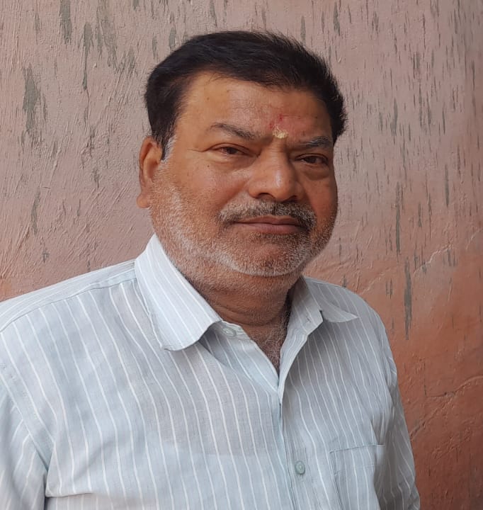 फोटो-23-समस्या पर रोष जताते गली में खडे़ लोग।संवाद