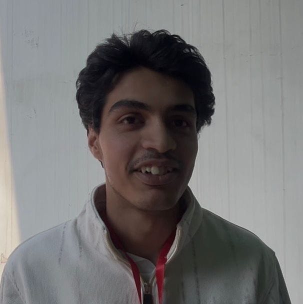 01 रोहतक के आंबेडकर चौक स्थित मॉडल स्कूल परीक्षा केंद्र से 12वीं की फिजिक्स विषय का पेपर देकर 01 रोहतक के आंबेडकर चौक स्थित मॉडल स्कूल परीक्षा केंद्र से 12वीं की फिजिक्स विषय का पेपर देकर