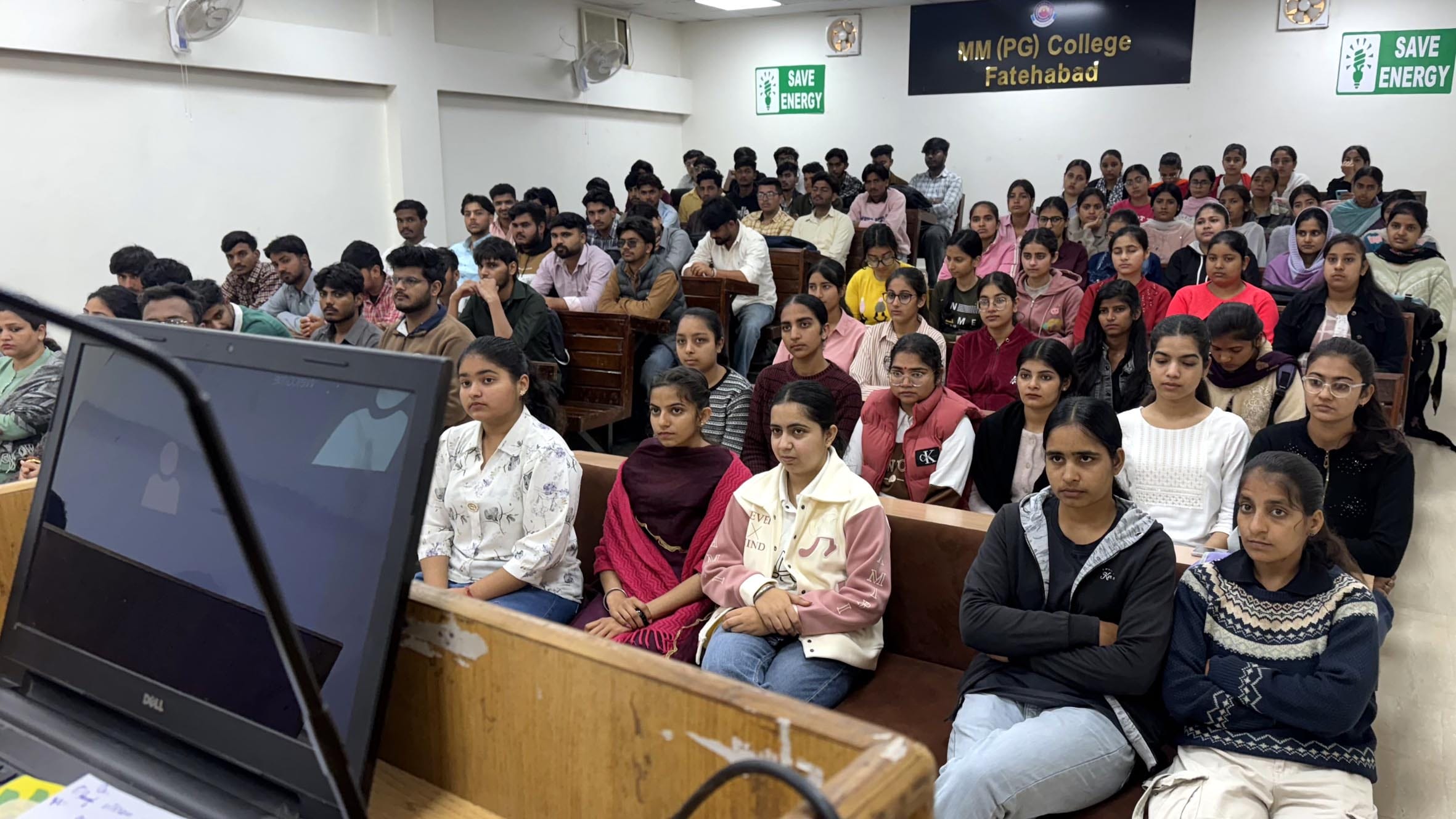 एमएम कॉलेज में ‘एआई और युवा’’ विषय पर विस्तार व्याख्यान को संबोधित करते मुख्य वक्ता ।  कालेज प्