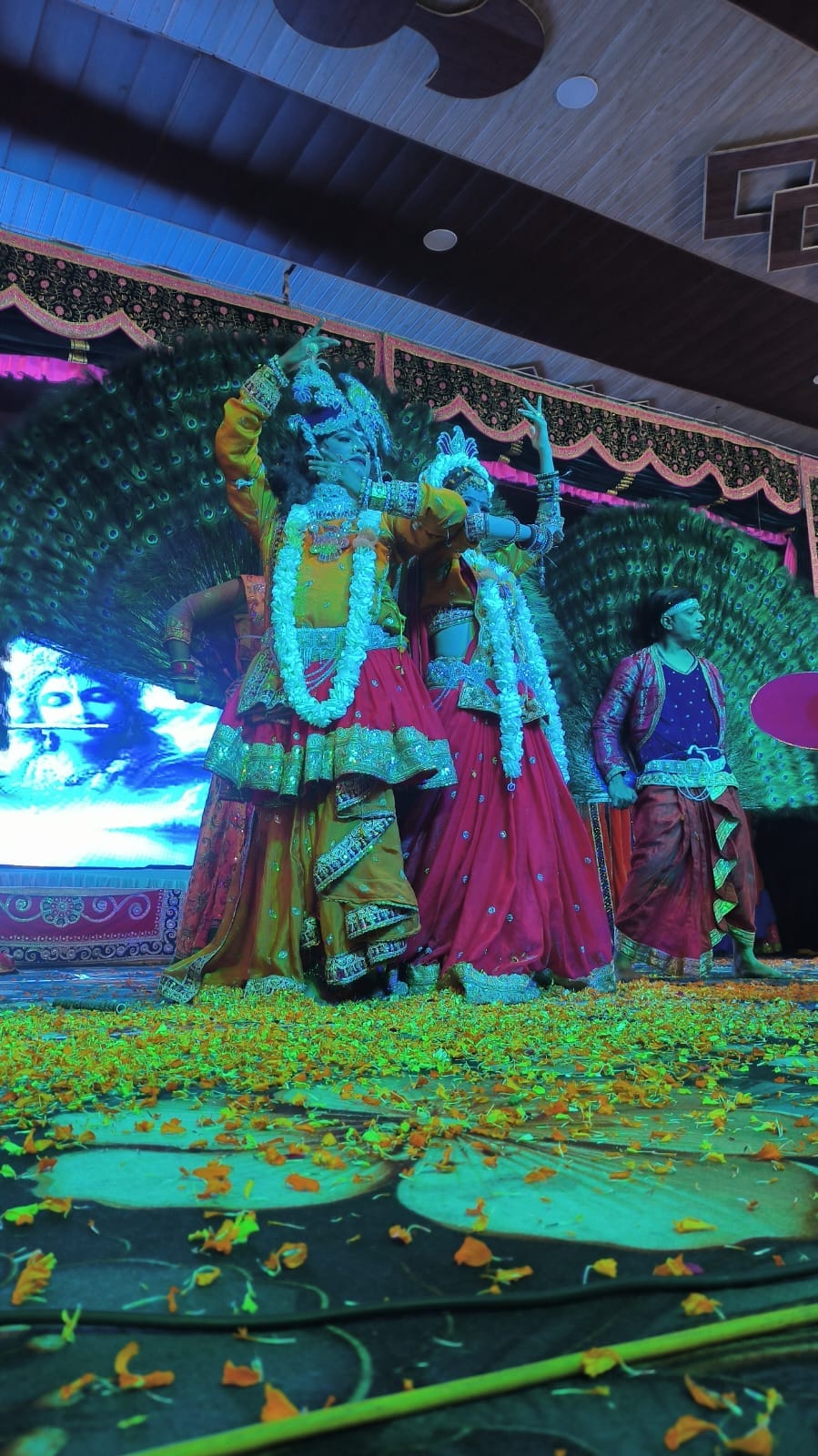 फोटो 20 सीकेटीपी 16 रामायण प्रेक्षागृह में रामायण मेला महोत्सव के समापन पर बोलते पूर्व सांसद व 