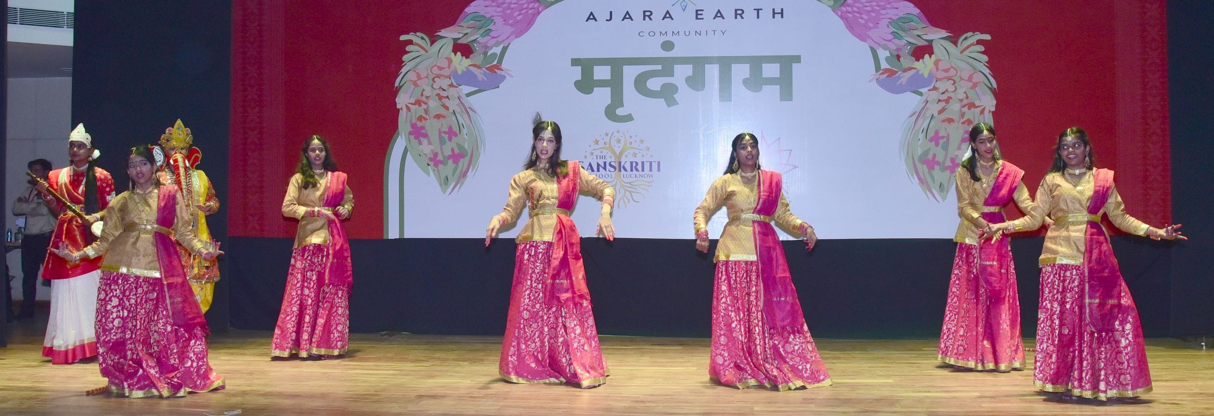 मृदंगम में दिखा कला और सांस्कृतिक चेतना का संगम मृदंगम में दिखा कला और सांस्कृतिक चेतना का संगम