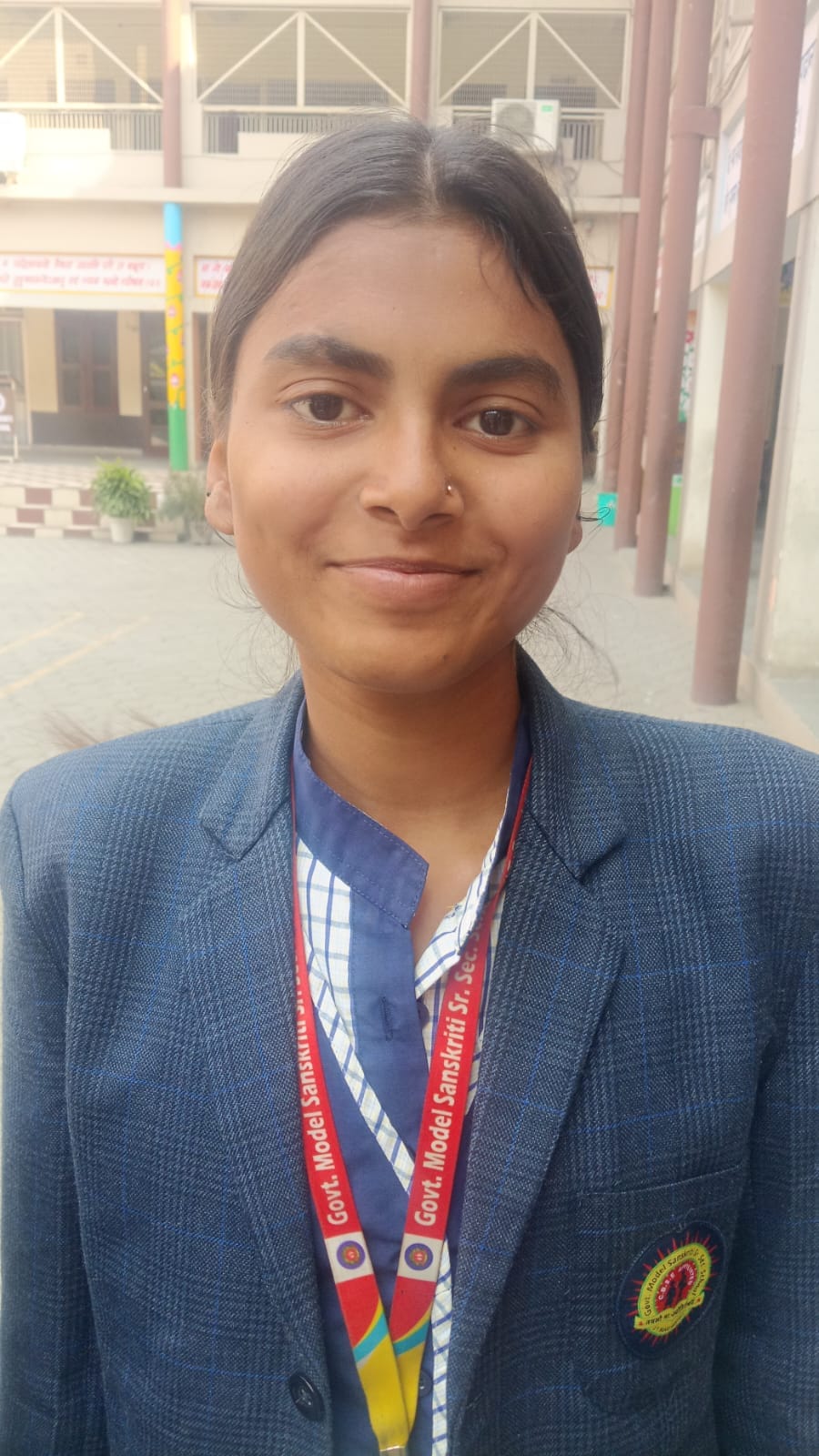 आर्य वमा विद्यालय में सीबीएसई परीक्षा के बाद छात्राओं के खिलखिलाते चेहरे। आर्य वमा विद्यालय में सीबीएसई परीक्षा के बाद छात्राओं के खिलखिलाते चेहरे।