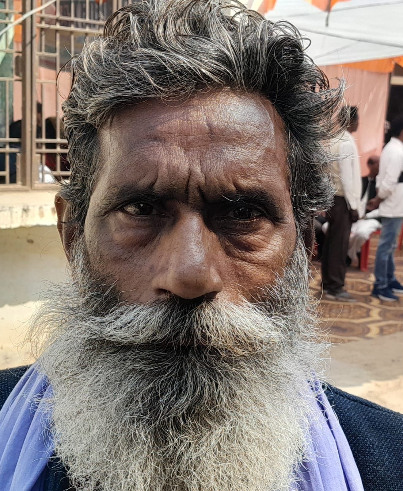 फोटो-14-बीघापुर में फरियादियों की शिकायतें सुनतीं सीडीओ व अन्य अधिकारी। संवाद फोटो-14-बीघापुर में फरियादियों की शिकायतें सुनतीं सीडीओ व अन्य अधिकारी। संवाद