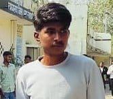 फोटो 21सीकेटीपी 15 न्यायालय परिसर में आरोपी पंकज यादव को लॉकअप ले जाती पुलिस। संवाद फोटो 21सीकेटीपी 15 न्यायालय परिसर में आरोपी पंकज यादव को लॉकअप ले जाती पुलिस। संवाद
