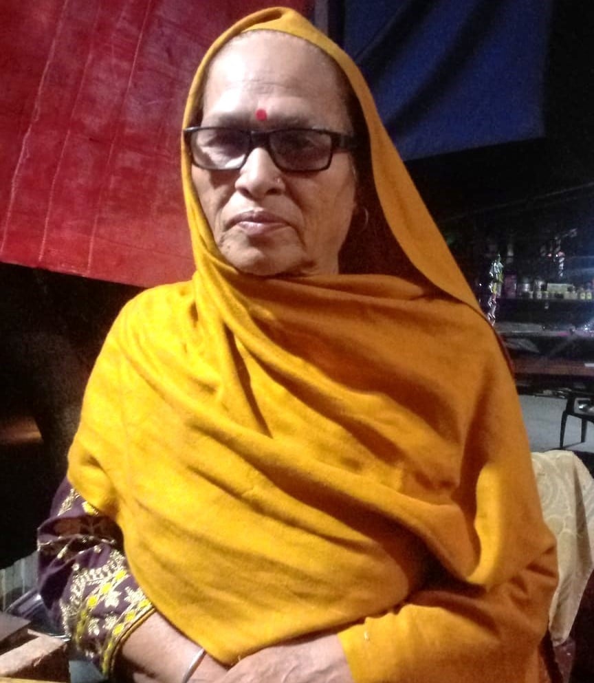 कन्या स्कूल धनेटा का गेट।