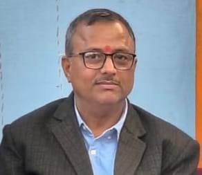 नारीबारी शंकरगढ़ संपर्क मार्ग पर बन रहा रेल ओवर ब्रिज नारीबारी शंकरगढ़ संपर्क मार्ग पर बन रहा रेल ओवर ब्रिज